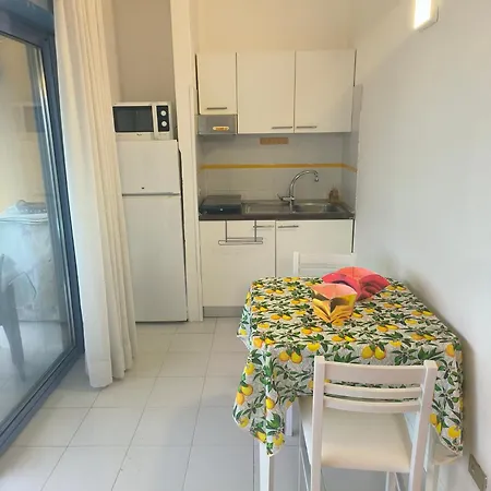 Sul Mare Con Posto Auto E Terrazzo Apartment Marcelli Exterior photo