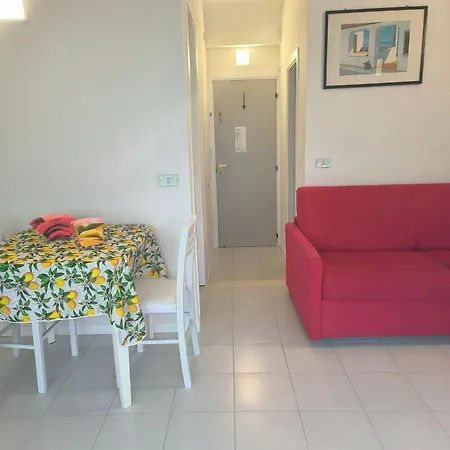 Sul Mare Con Posto Auto E Terrazzo Apartment Marcelli Exterior photo